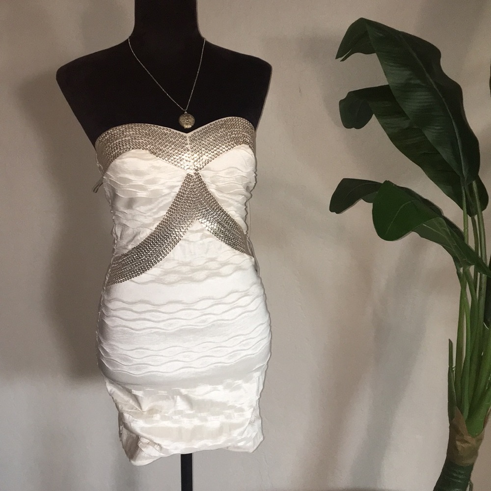 Champagne & gold sweetheart dress - Picture 2 of 5